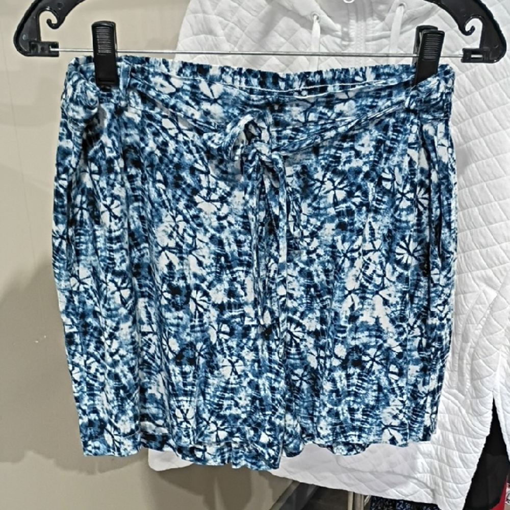 Perse Indigo and White Tie-Dye Shorts